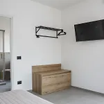 Bed & Breakfast La Di Piazza Motta Albese Con Cassano