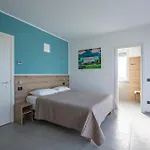 La Di Piazza Motta Bed & Breakfast Albese Con Cassano