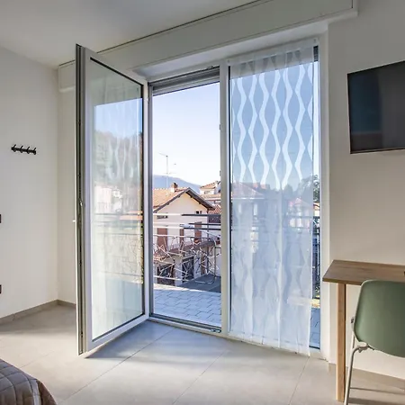 La Di Piazza Motta 3*