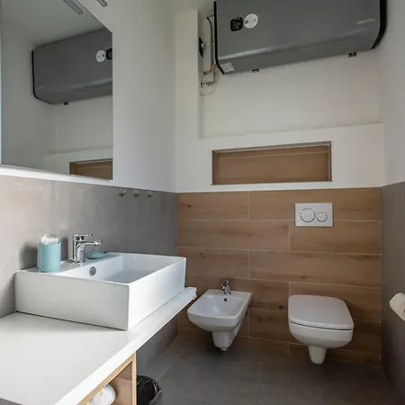 Bed & Breakfast La Di Piazza Motta