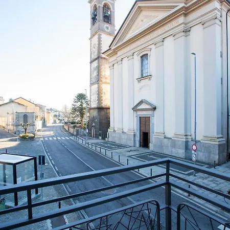 La Di Piazza Motta Bed & Breakfast Albese Con Cassano