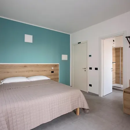 Bed & Breakfast La Di Piazza Motta Albese Con Cassano