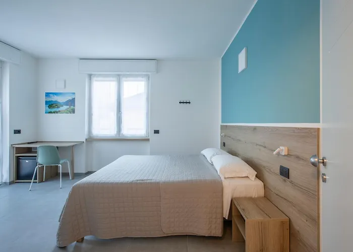 La Di Piazza Motta Albese Con Cassano