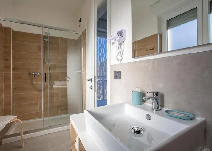 La Di Piazza Motta לינה וארוחת בוקר 3*