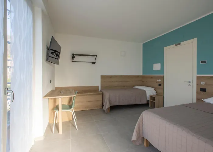 La Di Piazza Motta לינה וארוחת בוקר 3*