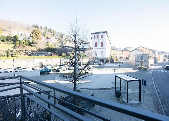 לינה וארוחת בוקר La Di Piazza Motta Albese Con Cassano