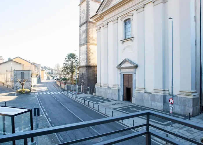 La Di Piazza Motta לינה וארוחת בוקר Albese Con Cassano