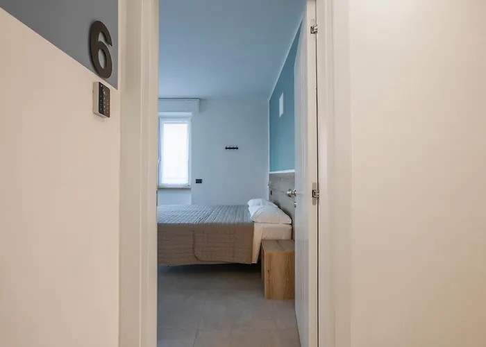 לינה וארוחת בוקר La Di Piazza Motta 3*