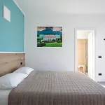 Bed & Breakfast La Di Piazza Motta 3*