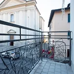 La Di Piazza Motta Bed & Breakfast Albese Con Cassano